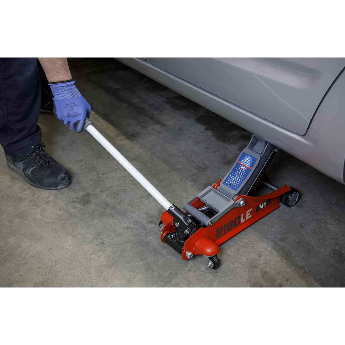 180° Handle Low Profile Short Chassis Trolley Jack 2 Tonne - Red