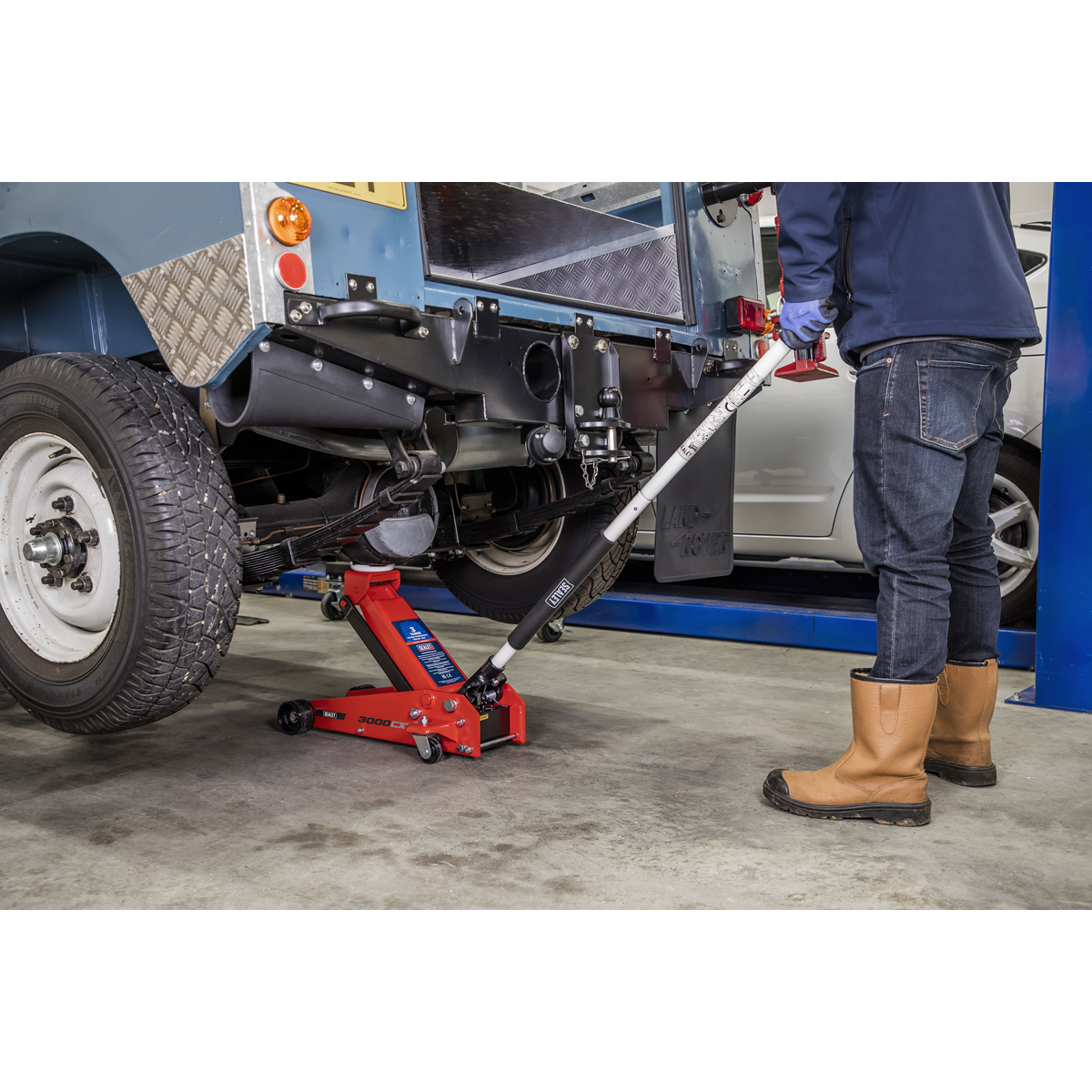 Standard Chassis Trolley Jack 3 Tonne
