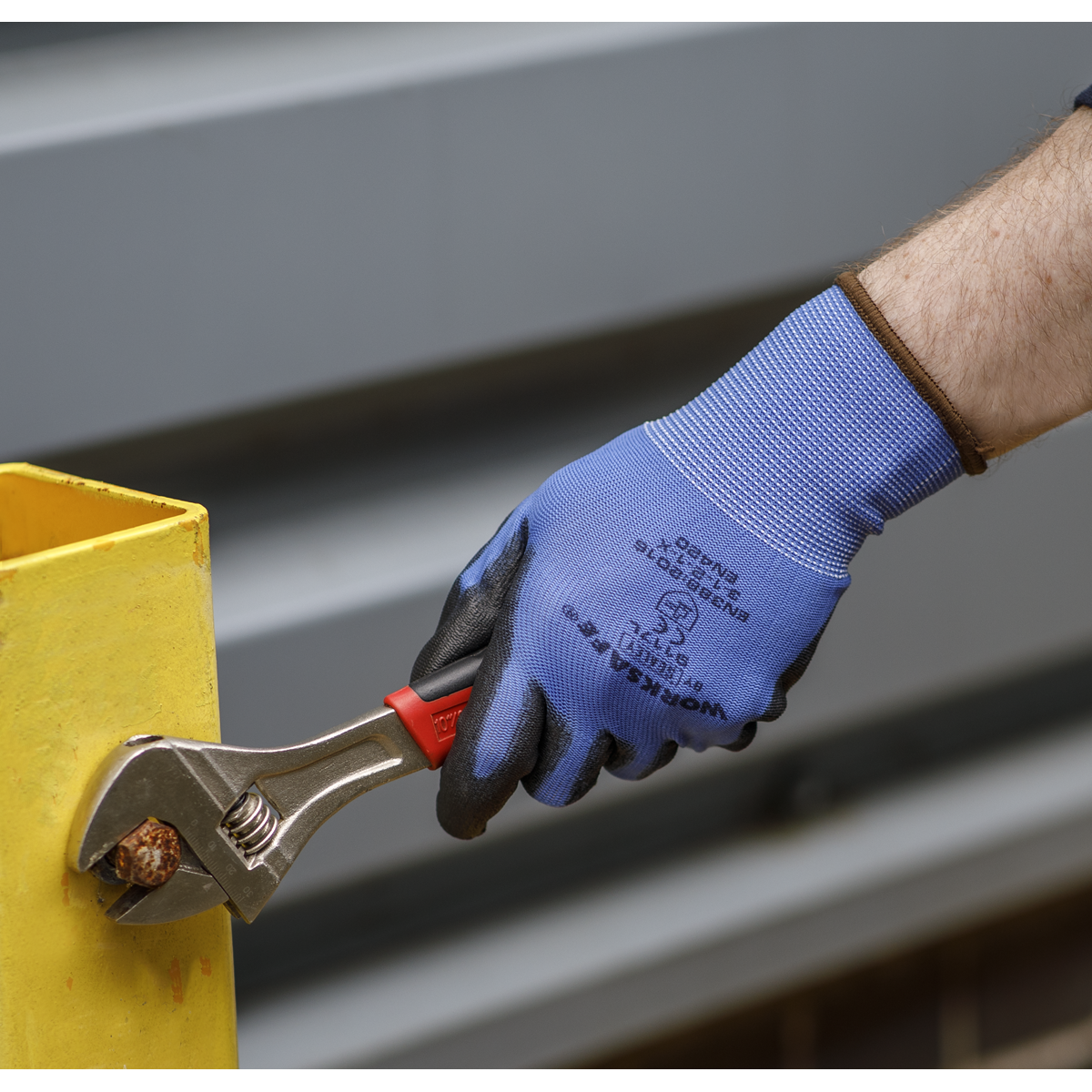 Worksafe® Lightweight Precision Grip Gloves