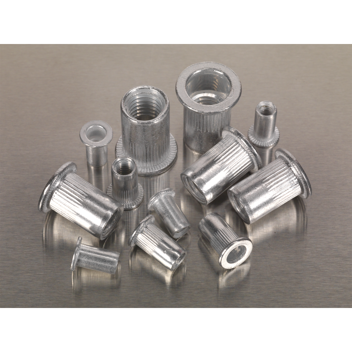 Threaded Insert (Rivet Nut) Splined Assortment M4-M8 200pc