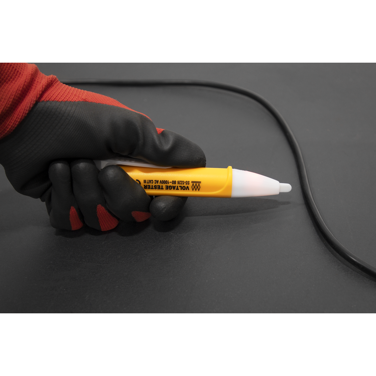 Premier Non-Contact Voltage Detector 80-1000V