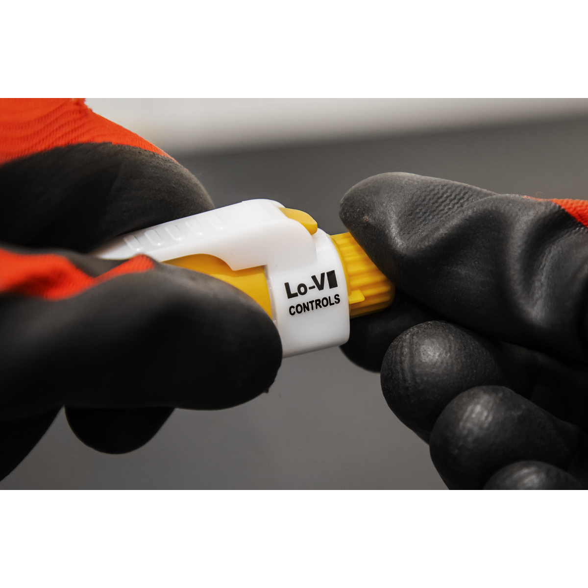 Premier Non-Contact Voltage Detector 80-1000V