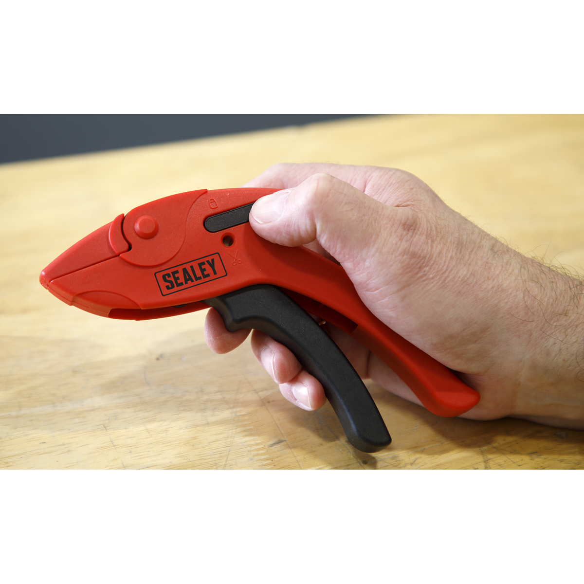 Automatic Pistol Grip Wire Stripping Tool