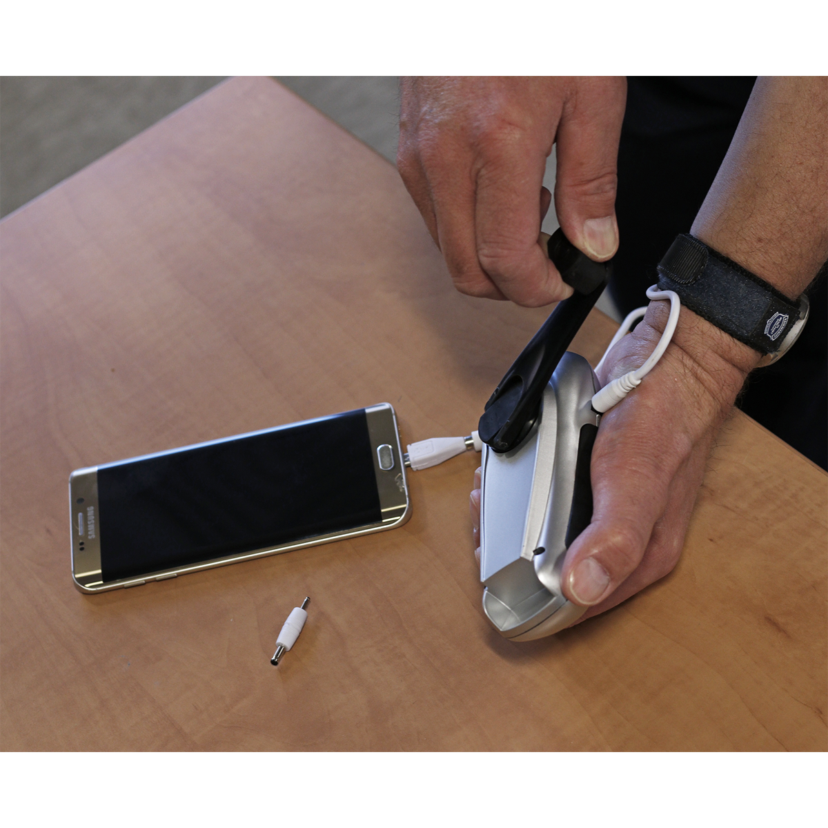 Rechargeable Wind-Up Torch 3 LED