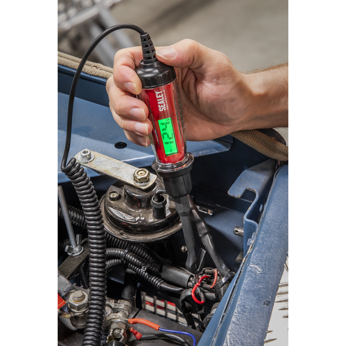 Integrated Test Light/Voltmeter 3-60V