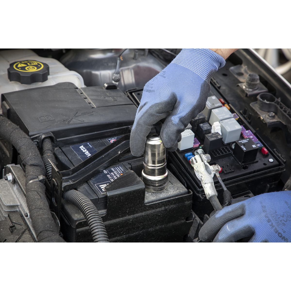 Battery Post & Terminal Cleaner