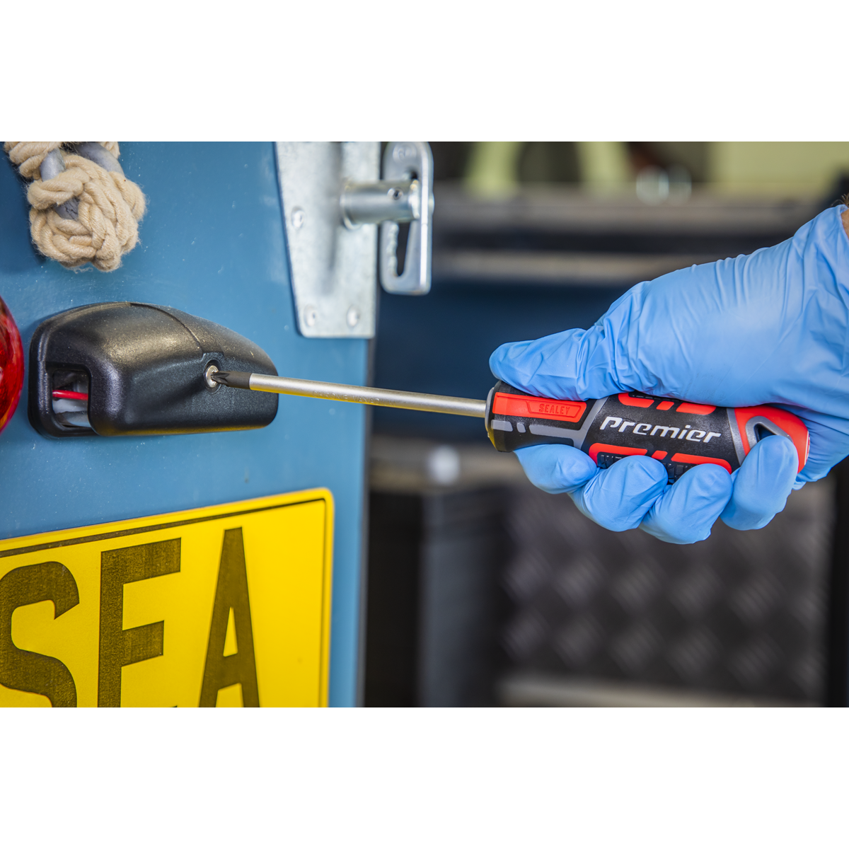 Premier GripMAX® Screwdriver & Bit Set 33pc