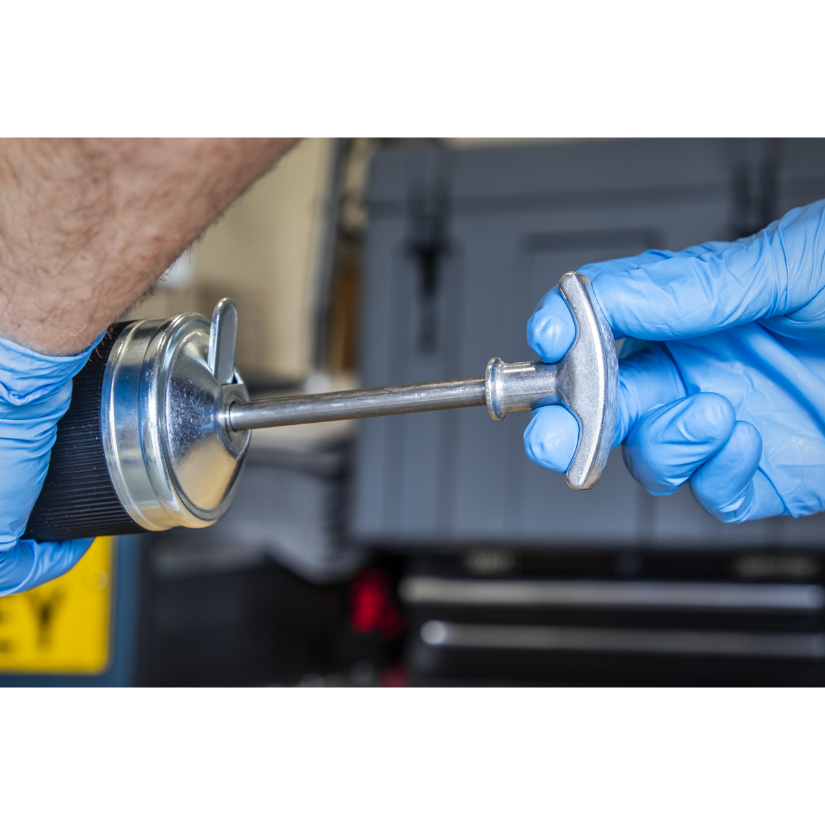 Heavy-Duty 3-Way Fill Dual Piston Grease Gun