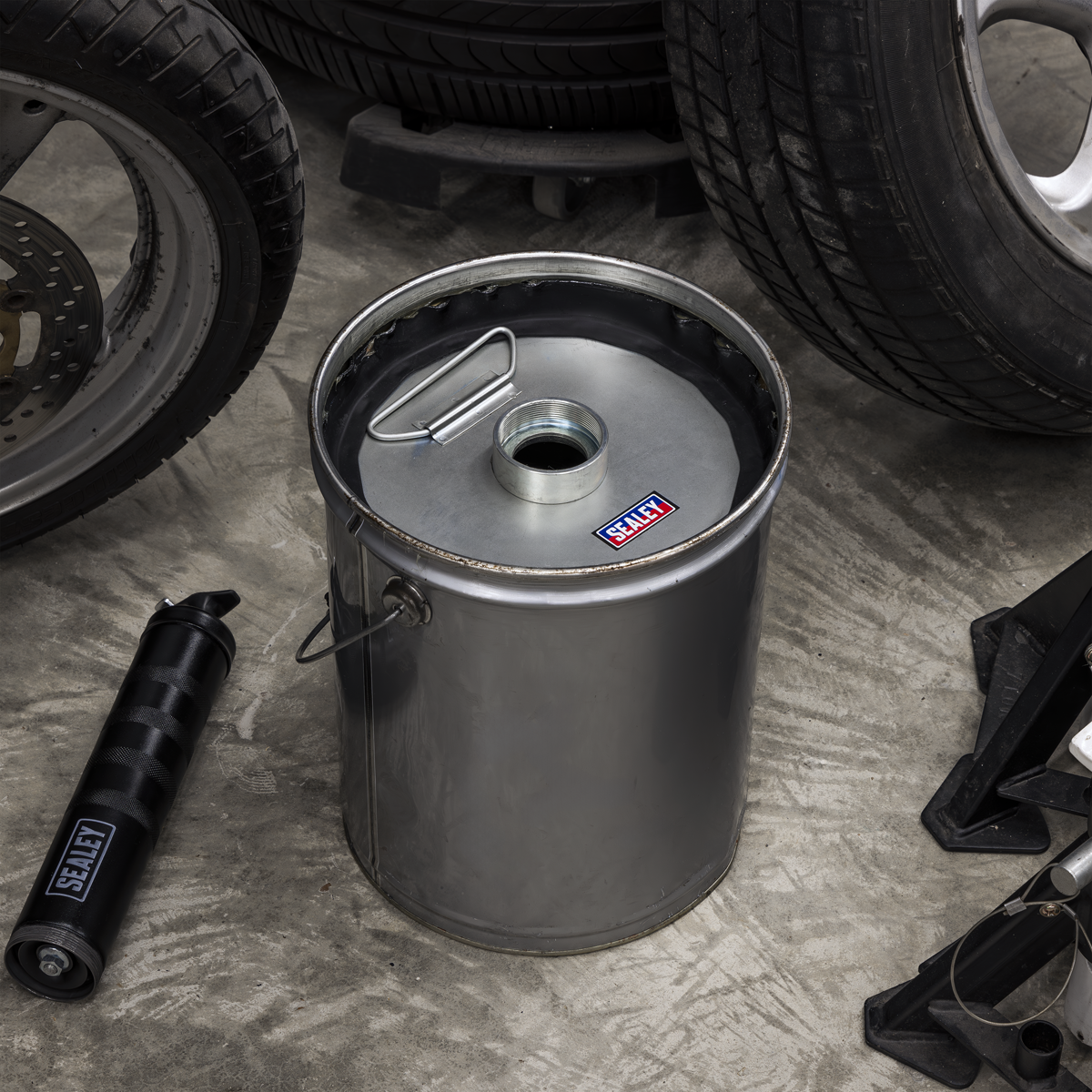 Bulk Fill Follower Plate For Grease Guns