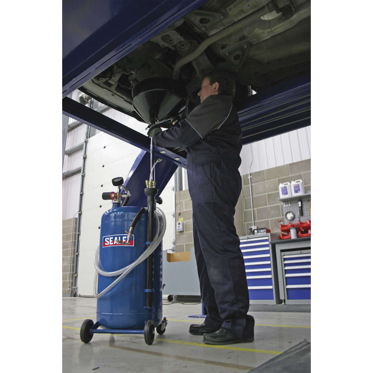 Air Discharge Mobile Oil Drainer with Probes 90L