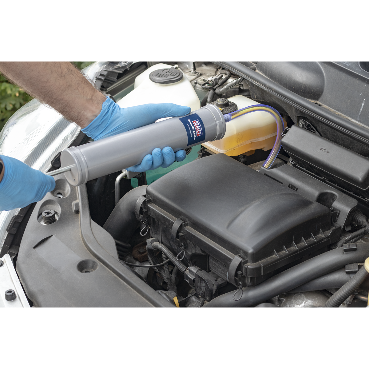Oil Suction Syringe with Metal Body 500ml
