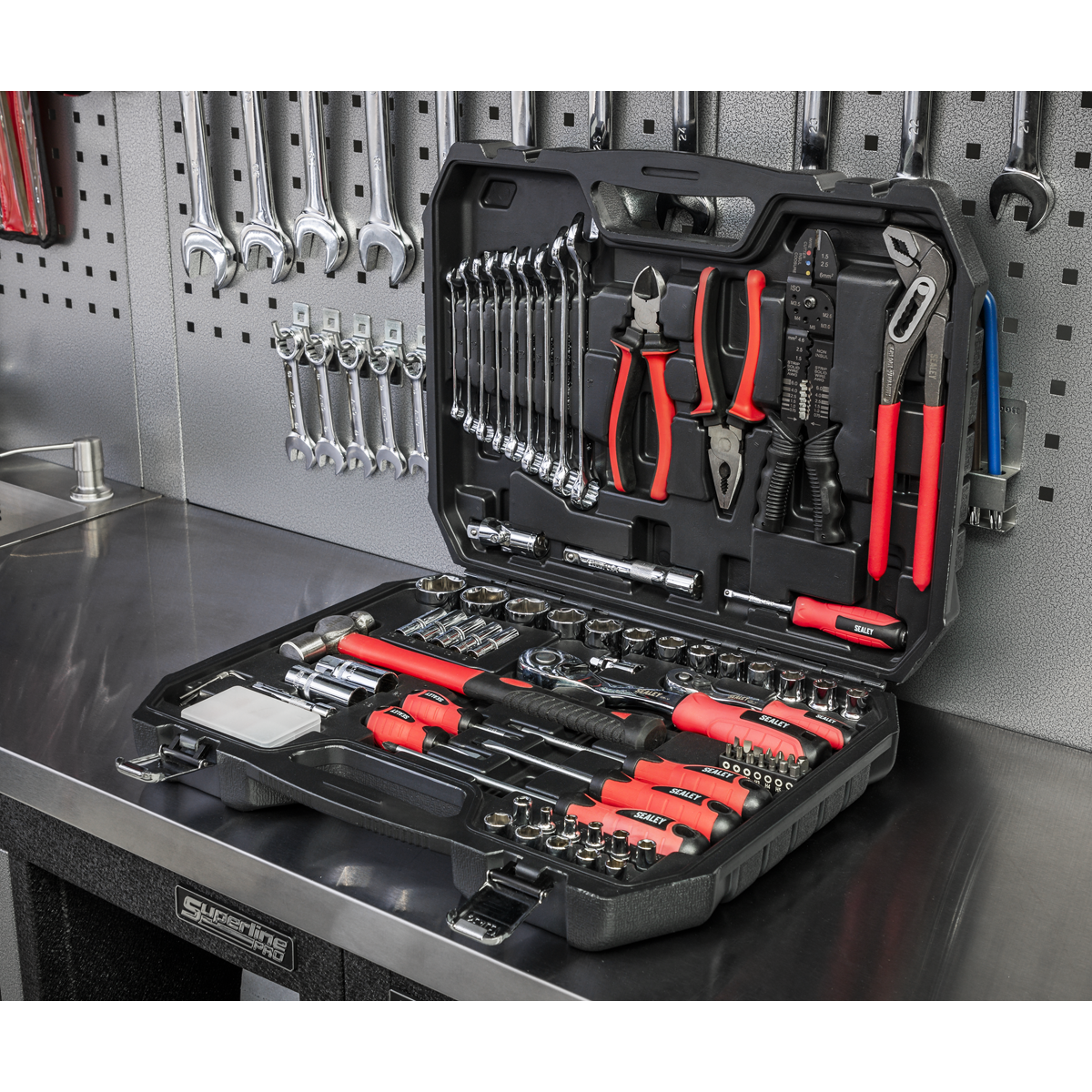Mechanic's Tool Kit 100pc