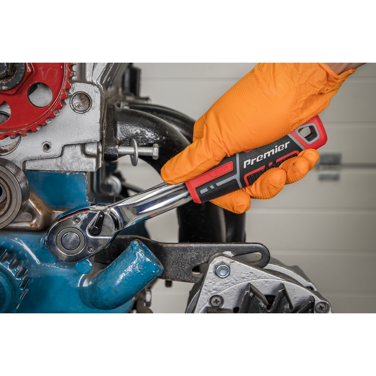 Premier Pear-Head Offset Ratchet Wrench with Flip Reverse