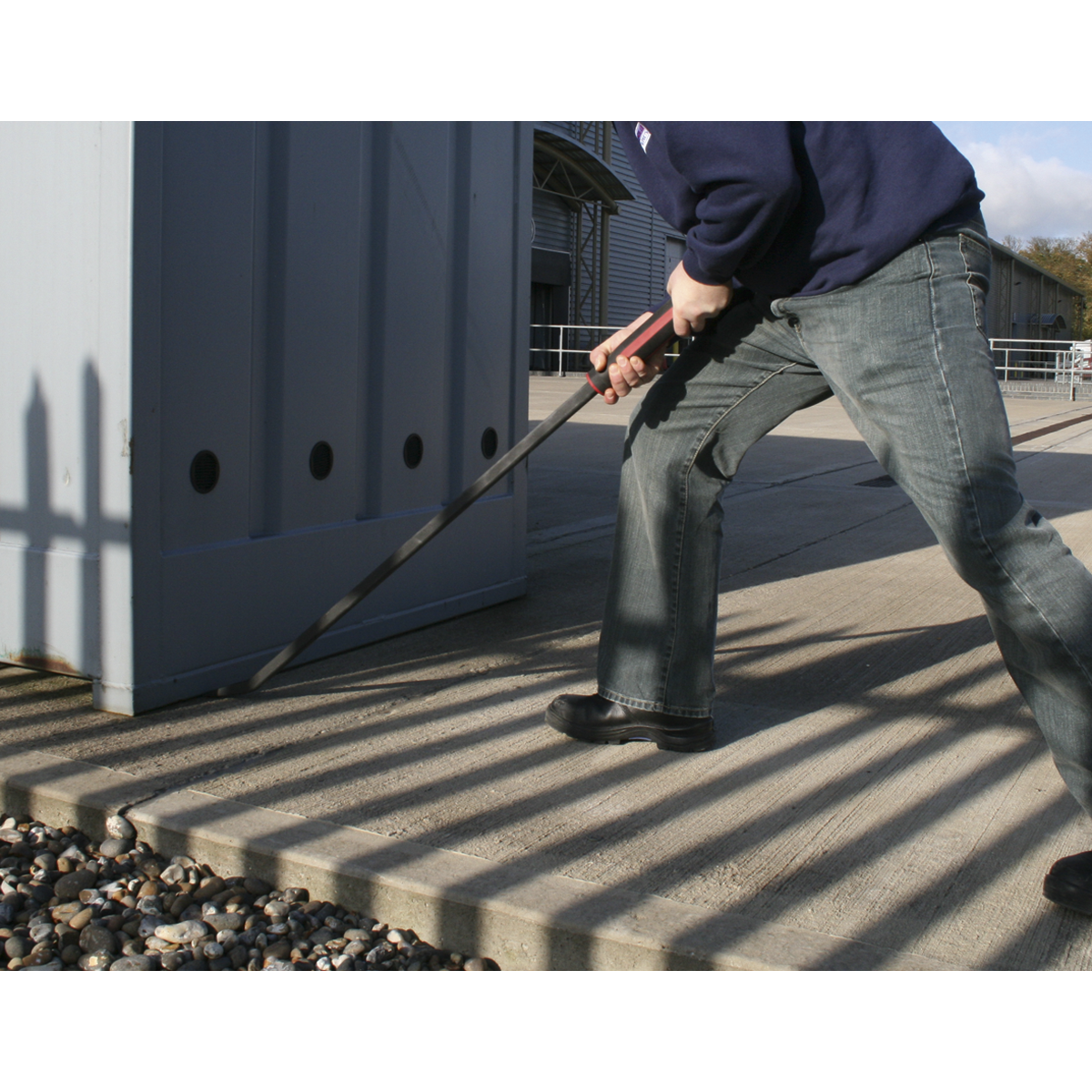 Premier Heavy-Duty 45° Pry Bar with Hammer Cap 1220mm