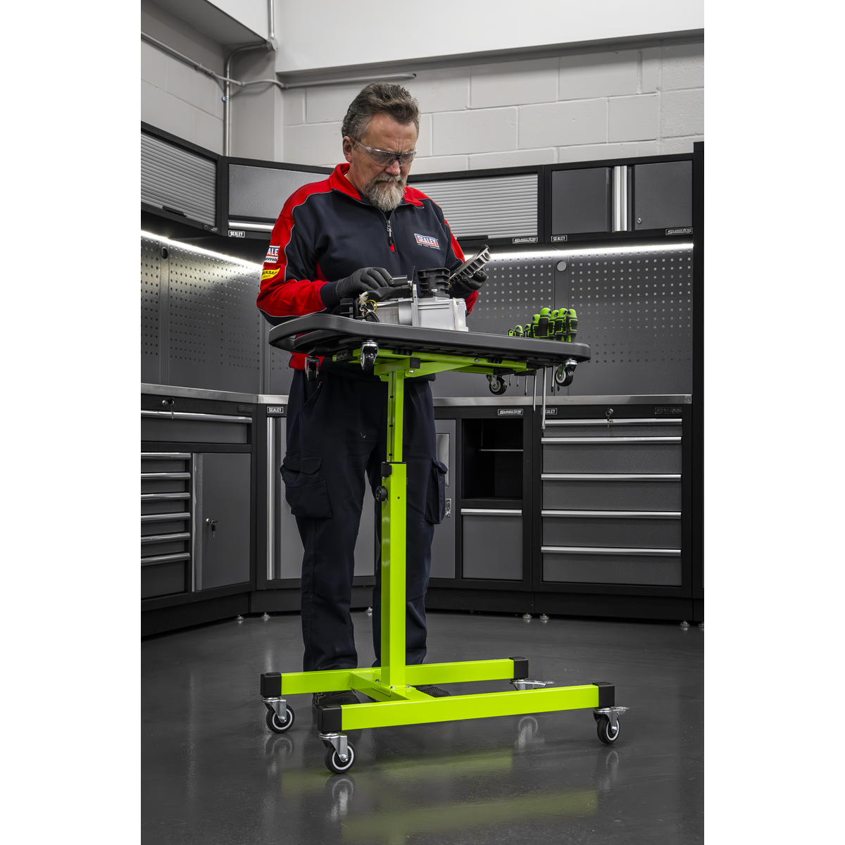 Adjustable-Height Mobile Workstation with Removable Top Tray