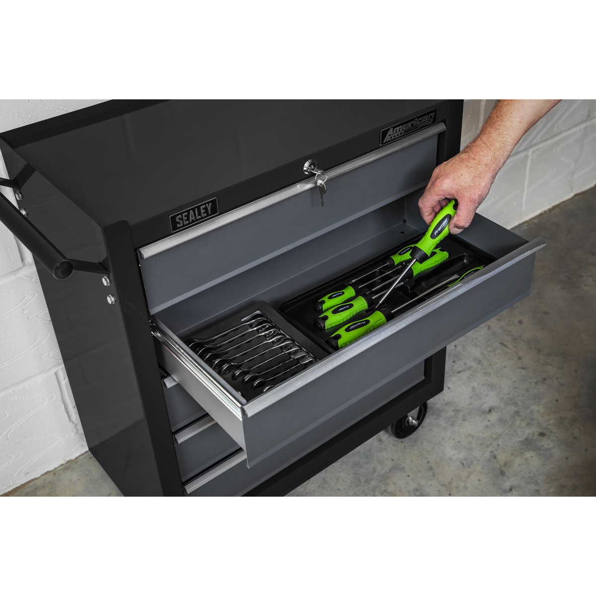 American PRO® Rollcab 5 Drawer - Black/Grey