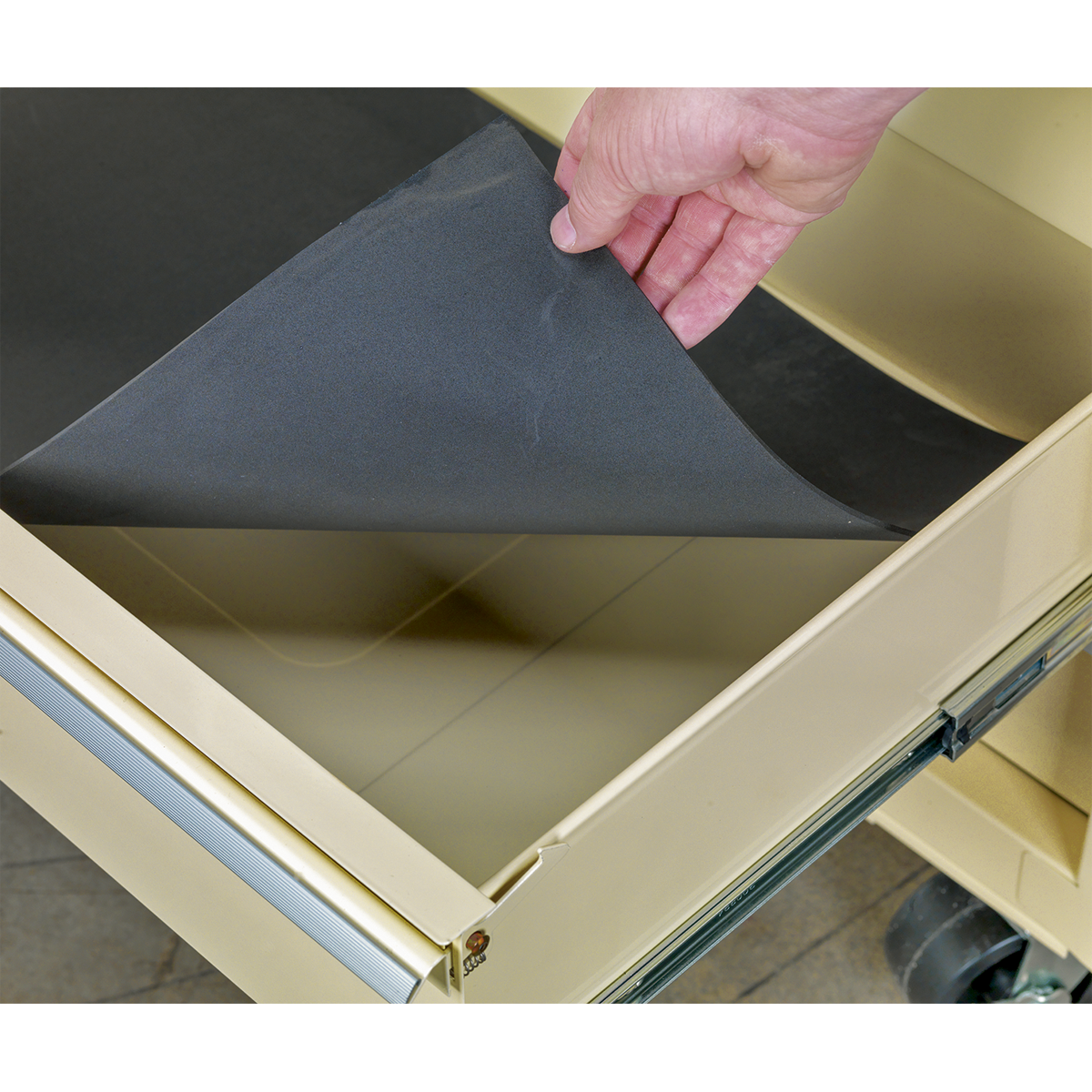 Premier™ Retro Style Topchest, Mid-Box Tool Chest & Rollcab Combination 10 Drawer