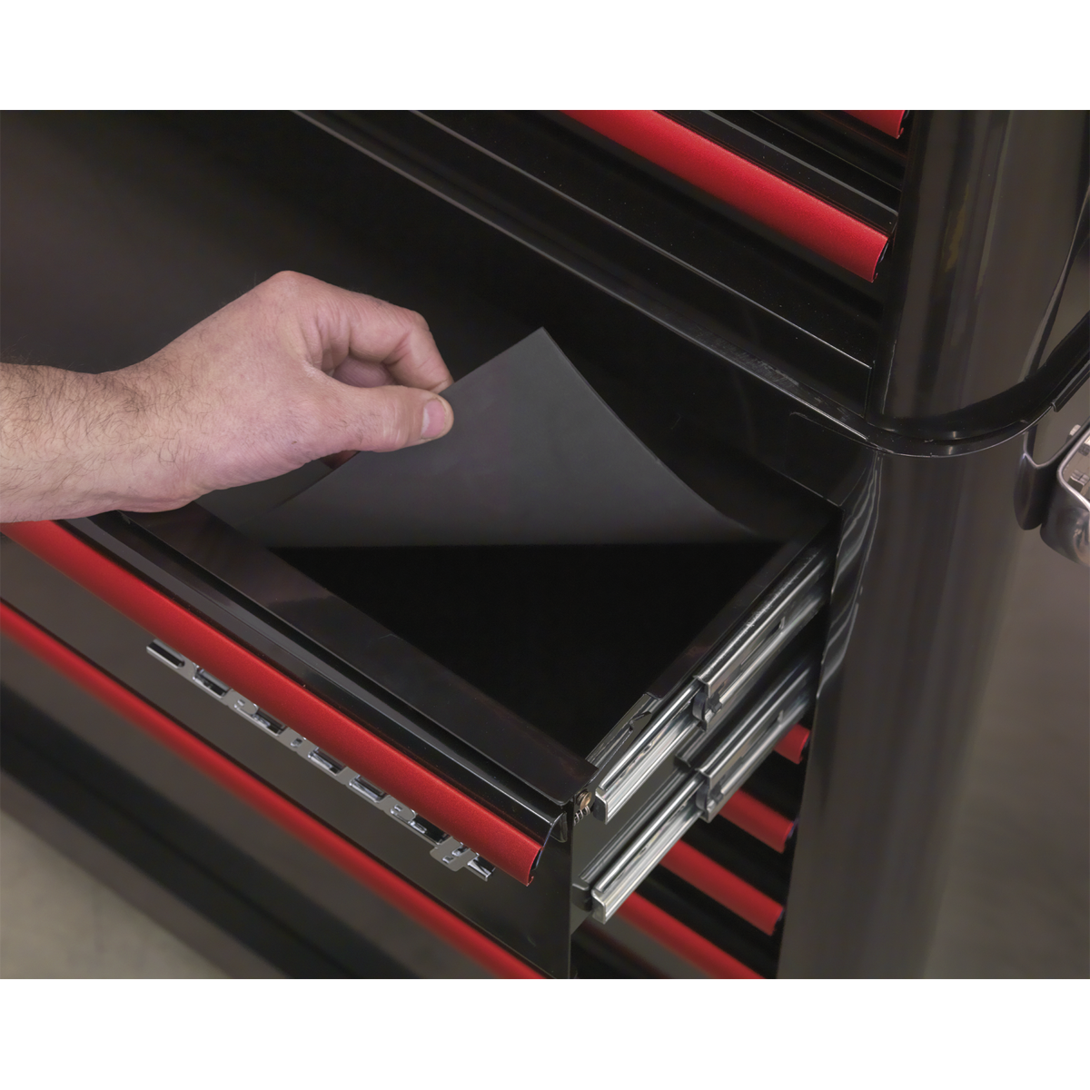 Premier™ Retro Style Wide Topchest 4 Drawer - Black with Red Anodised Drawer Pulls