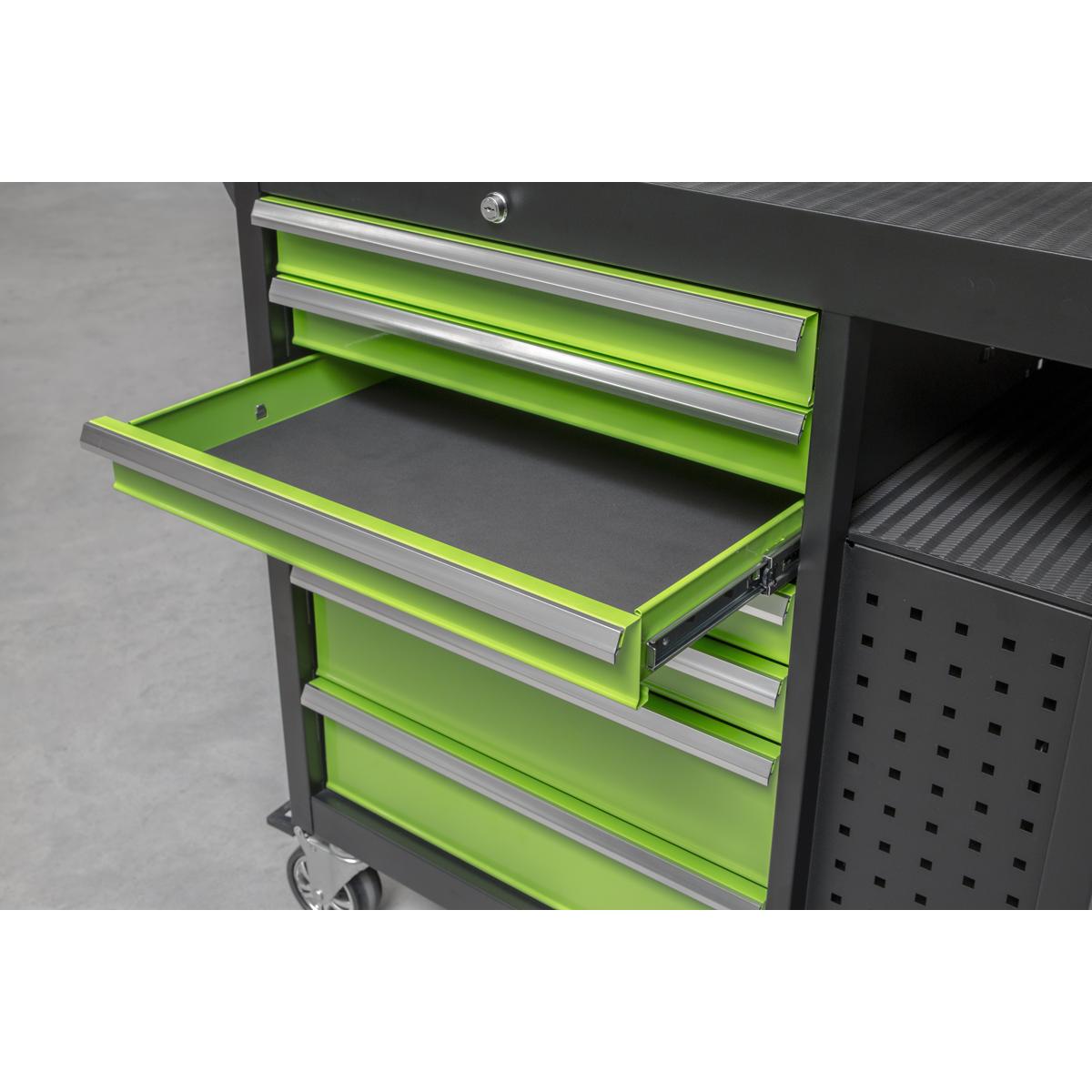 Premier™ Mobile Workstation 10 Drawer 1140mm