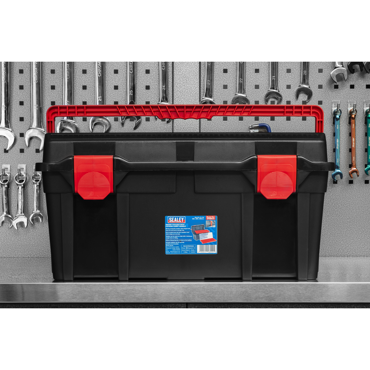 Toolbox with Locking Carry Handle 580mm