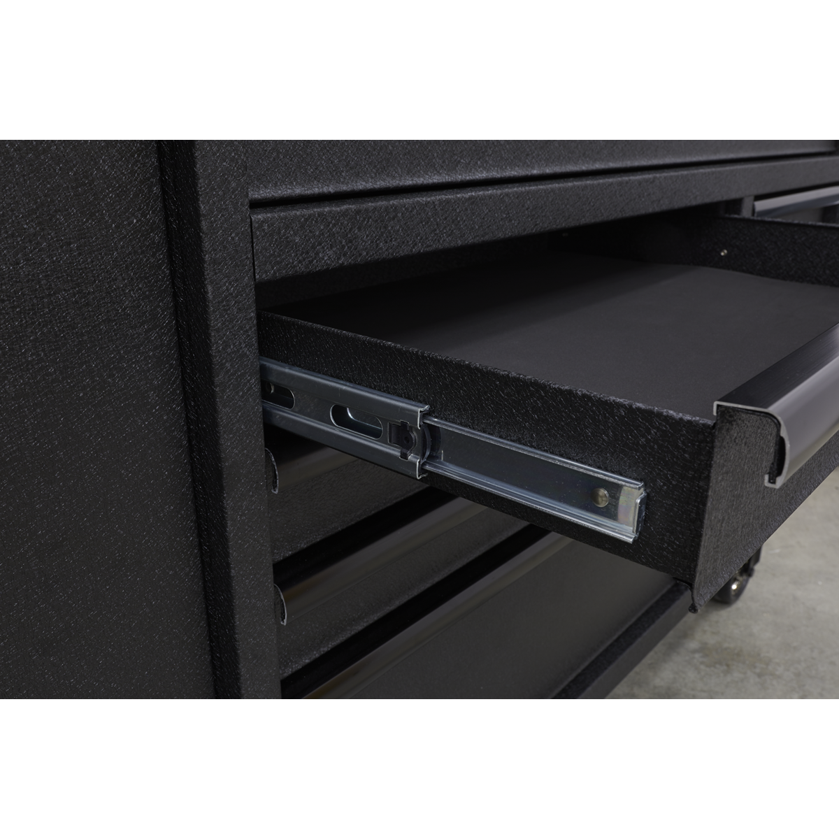 Superline PRO® Mobile Tool Cabinet with Power Tool Charging Drawer 1600mm