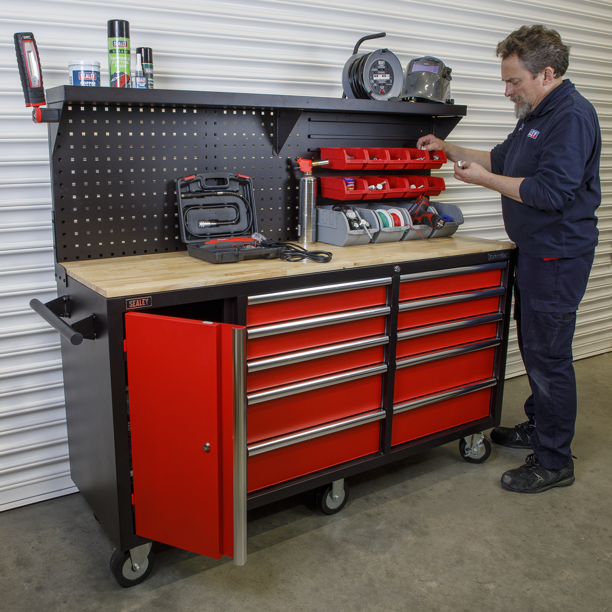 Superline PRO® Mobile Workstation with Backboard 10 Drawer