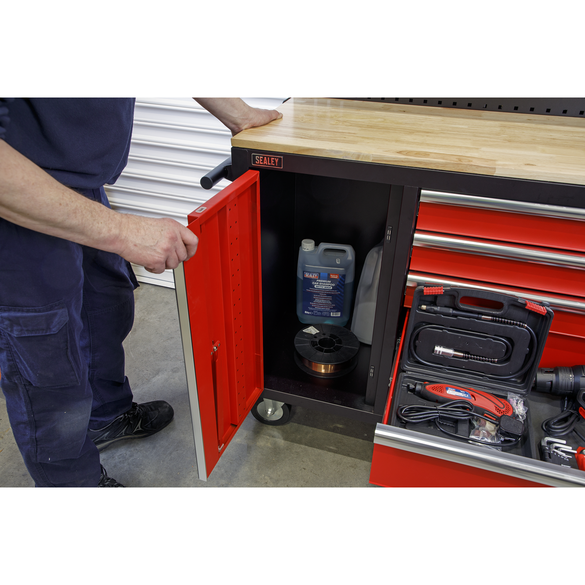 Superline PRO® Mobile Workstation with Backboard 10 Drawer