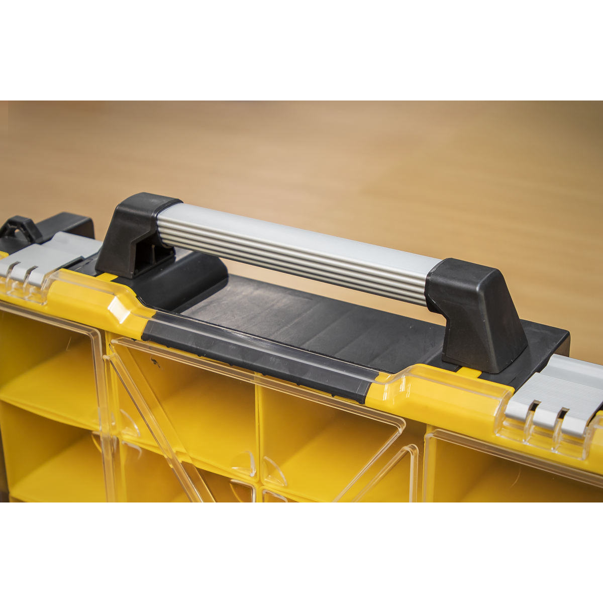 Parts Storage Case with 12 Removable Compartments 490mm