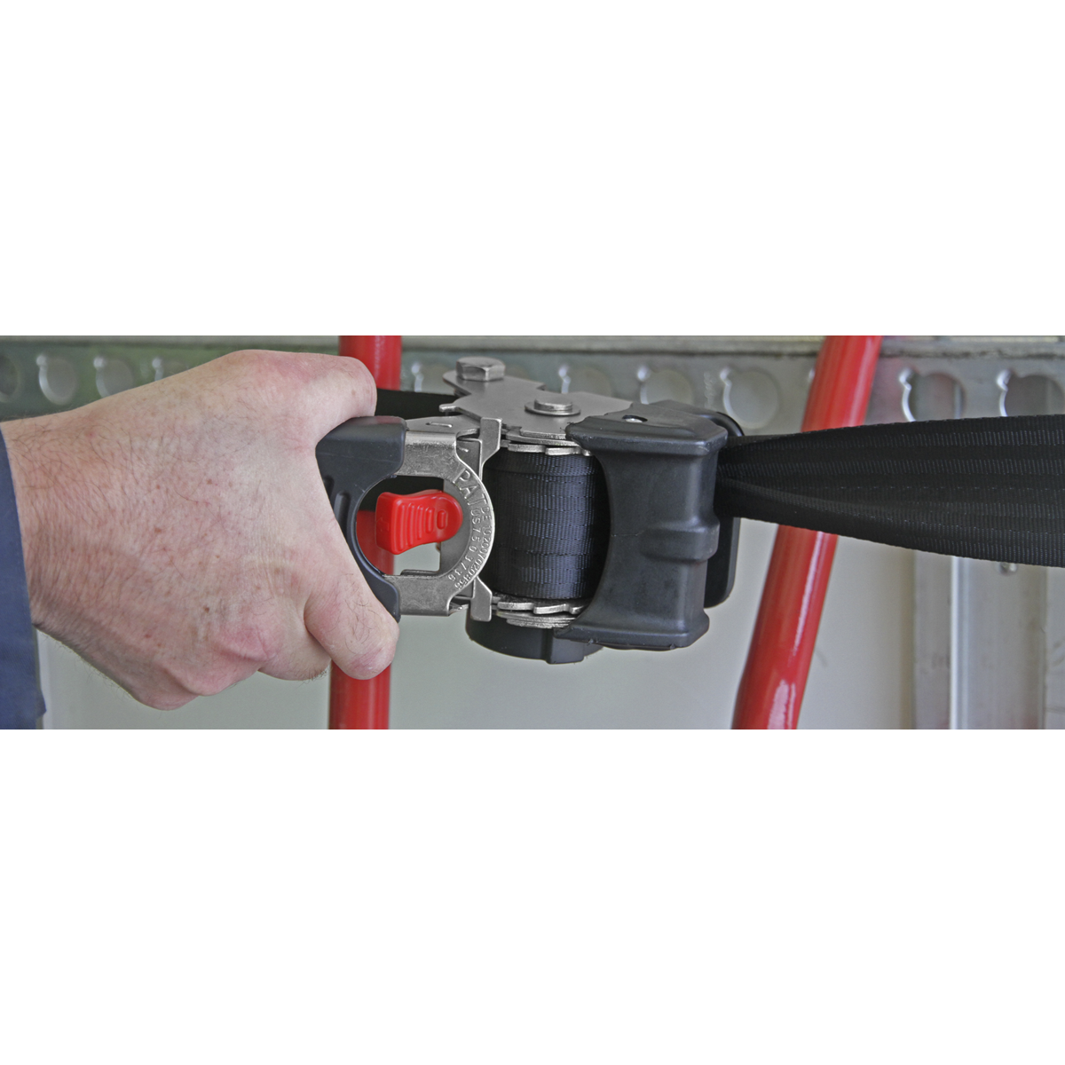 Auto Retractable Ratchet Strap 50mm x 3m