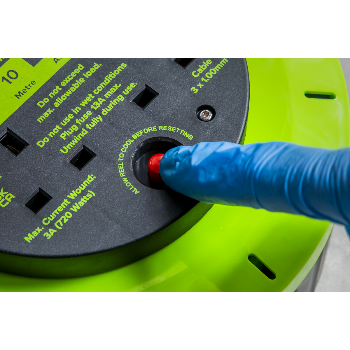 10m Cassette Type Cable Reel with Thermal Trip 2 x 230V & 2 x USB - Hi-Vis Green