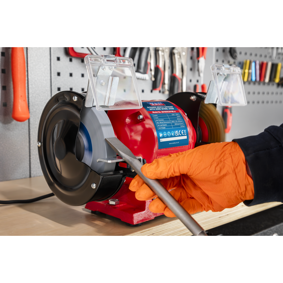 150mm Bench Grinder with Wire Wheel 370W/230V