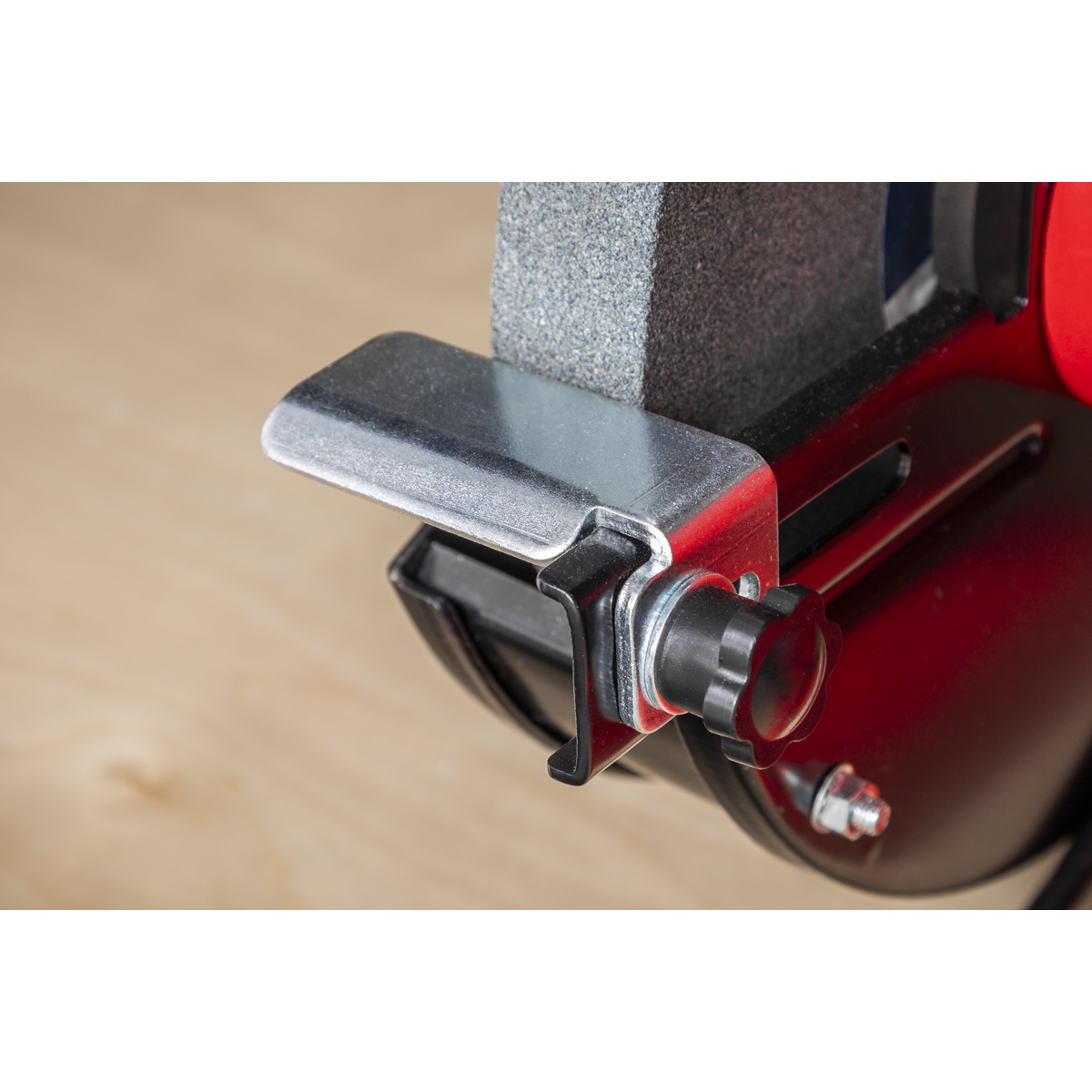 200mm Bench Grinder 600W/230V