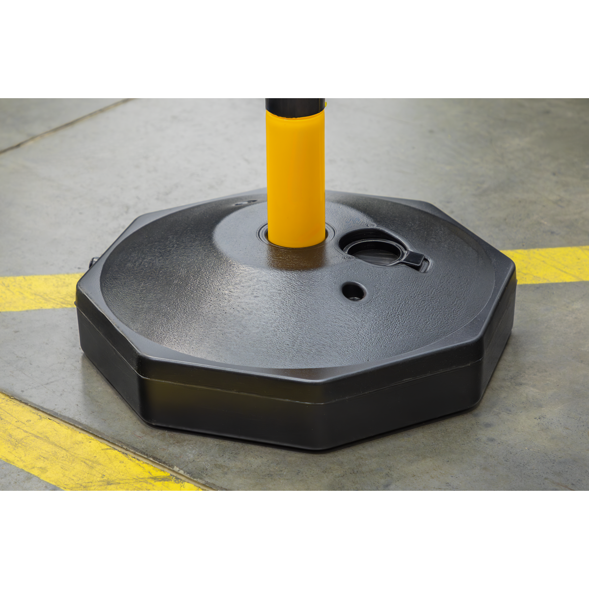 Post & Chain Kit 25m - Black/Yellow