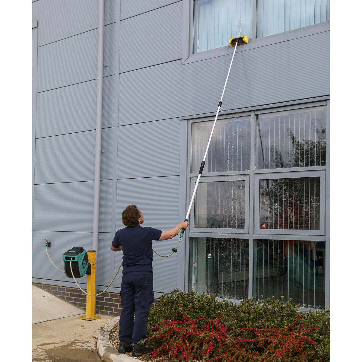 5-Sided Flo-Thru Brush with 3m Telescopic Handle