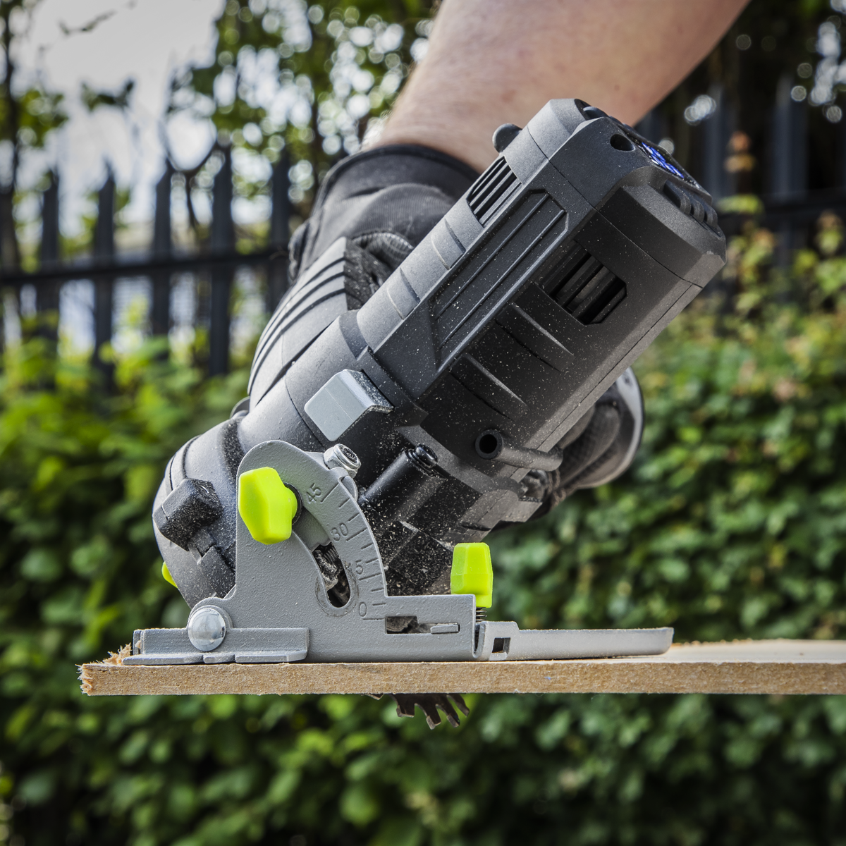 SV10.8 Series 85mm Cordless Circular Saw Kit 10.8V 2Ah