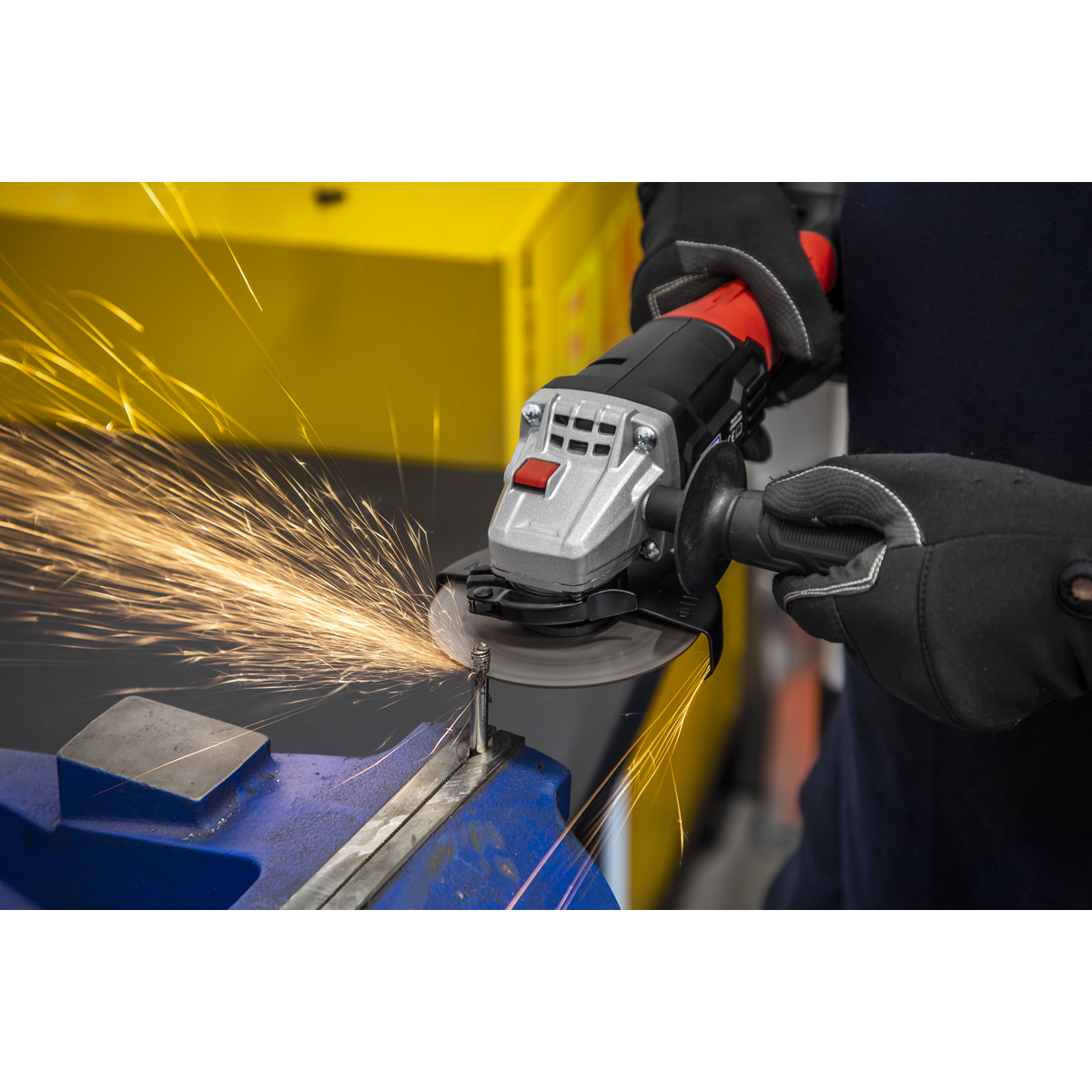 SV20 Series 115mm Cordless Angle Grinder 20V - Body Only