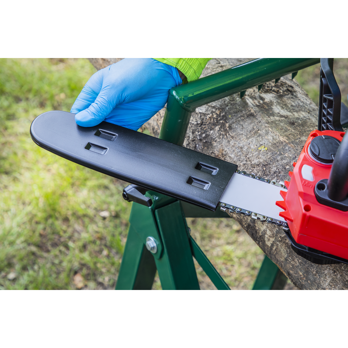 SV20 Series 25cm Cordless Chainsaw 20V - Body Only