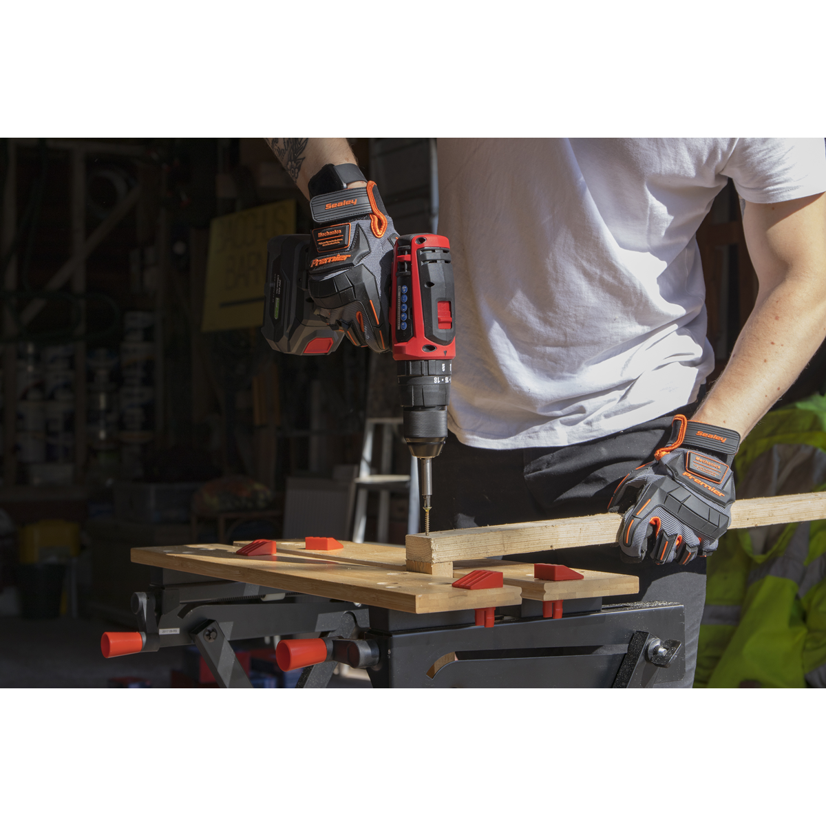 SV20 Series 13mm Cordless Combi Drill 20V - Body Only