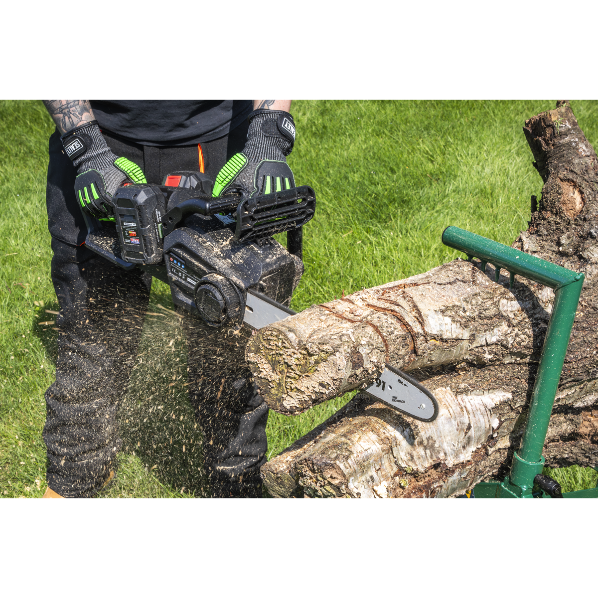 SV20 Series 35cm Chainsaw 40V - Body Only