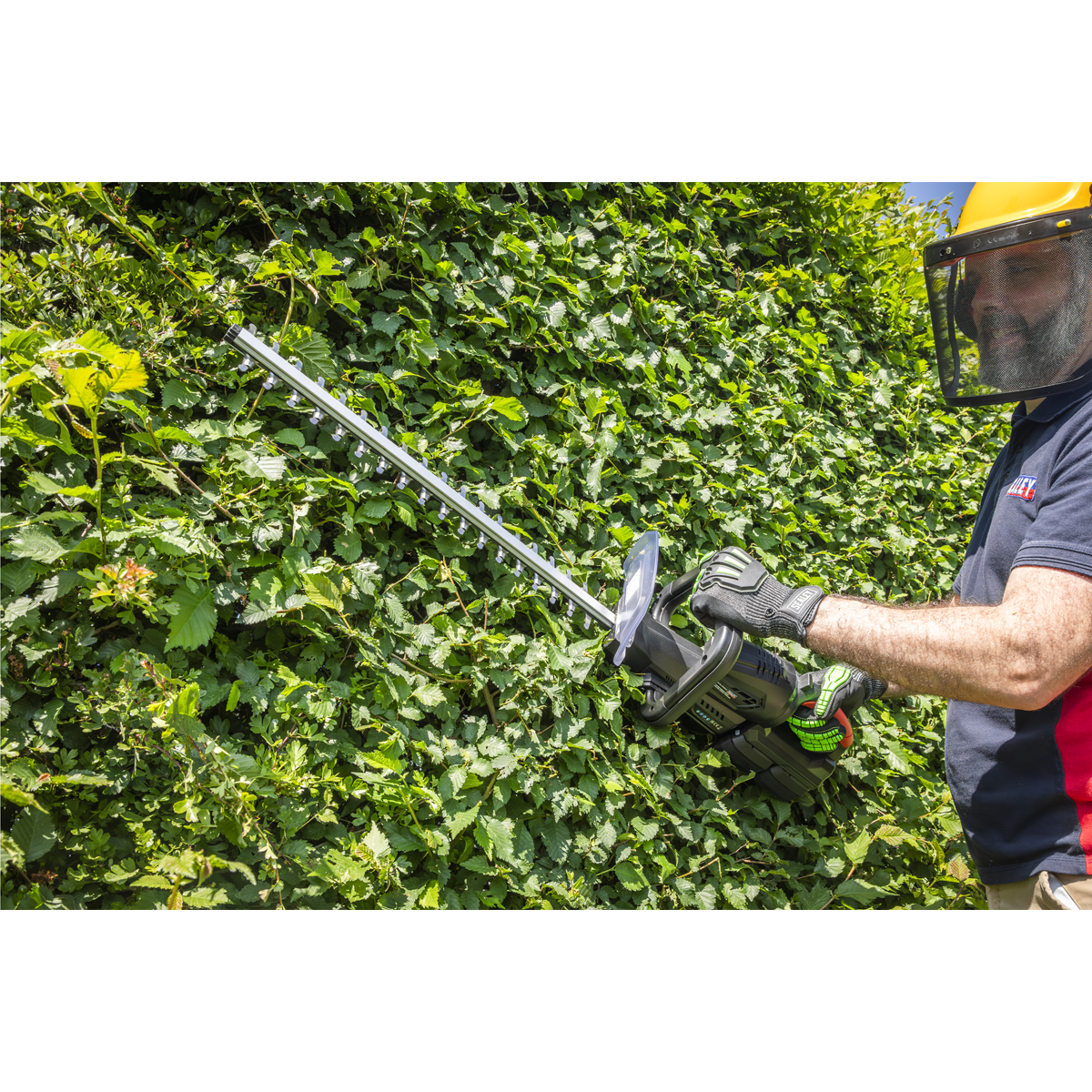 SV20 Series 52cm Hedge Trimmer 40V - Body Only