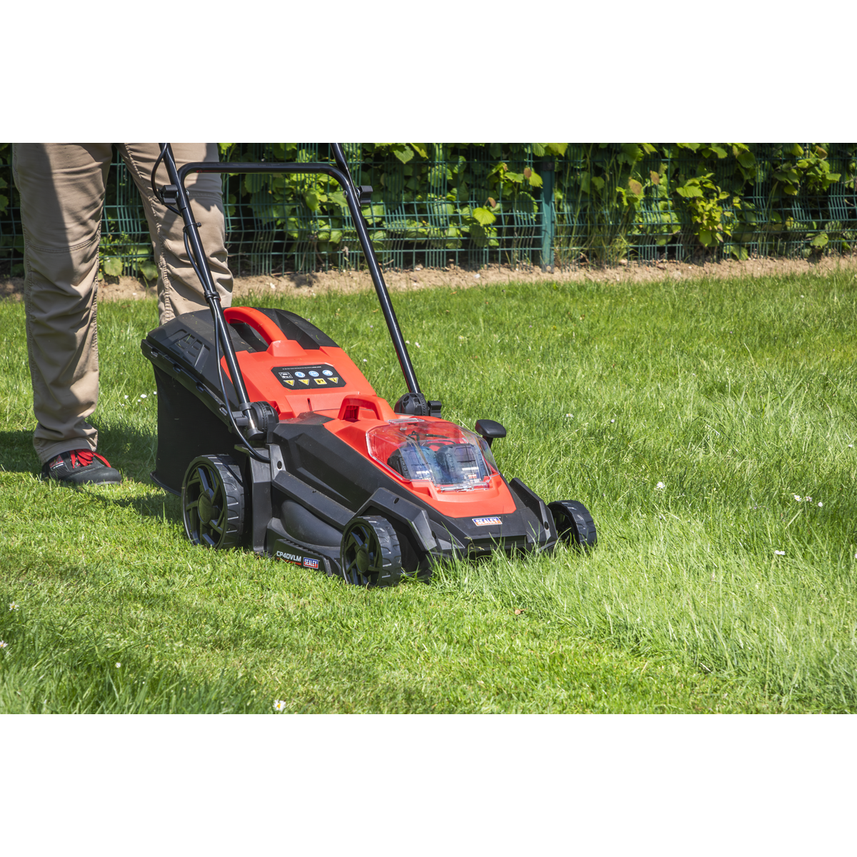 Cordless Lawn Mower Kit 40V 4Ah SV20 Series 40cm