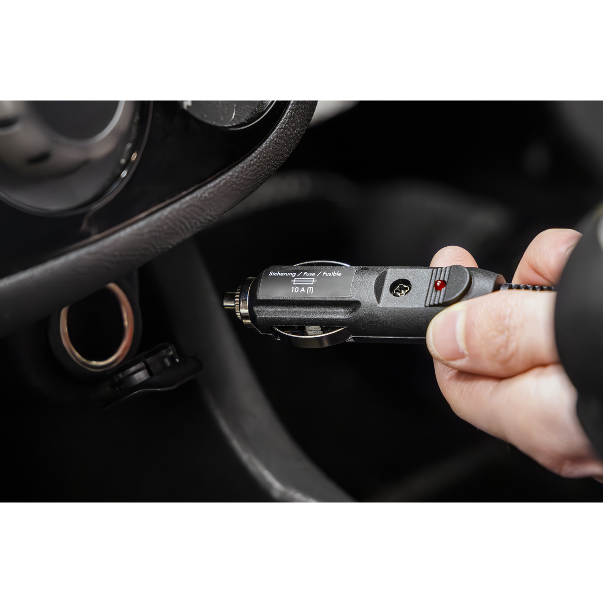 Rechargeable Tyre Inflator & Power Bank with Worklight 12V