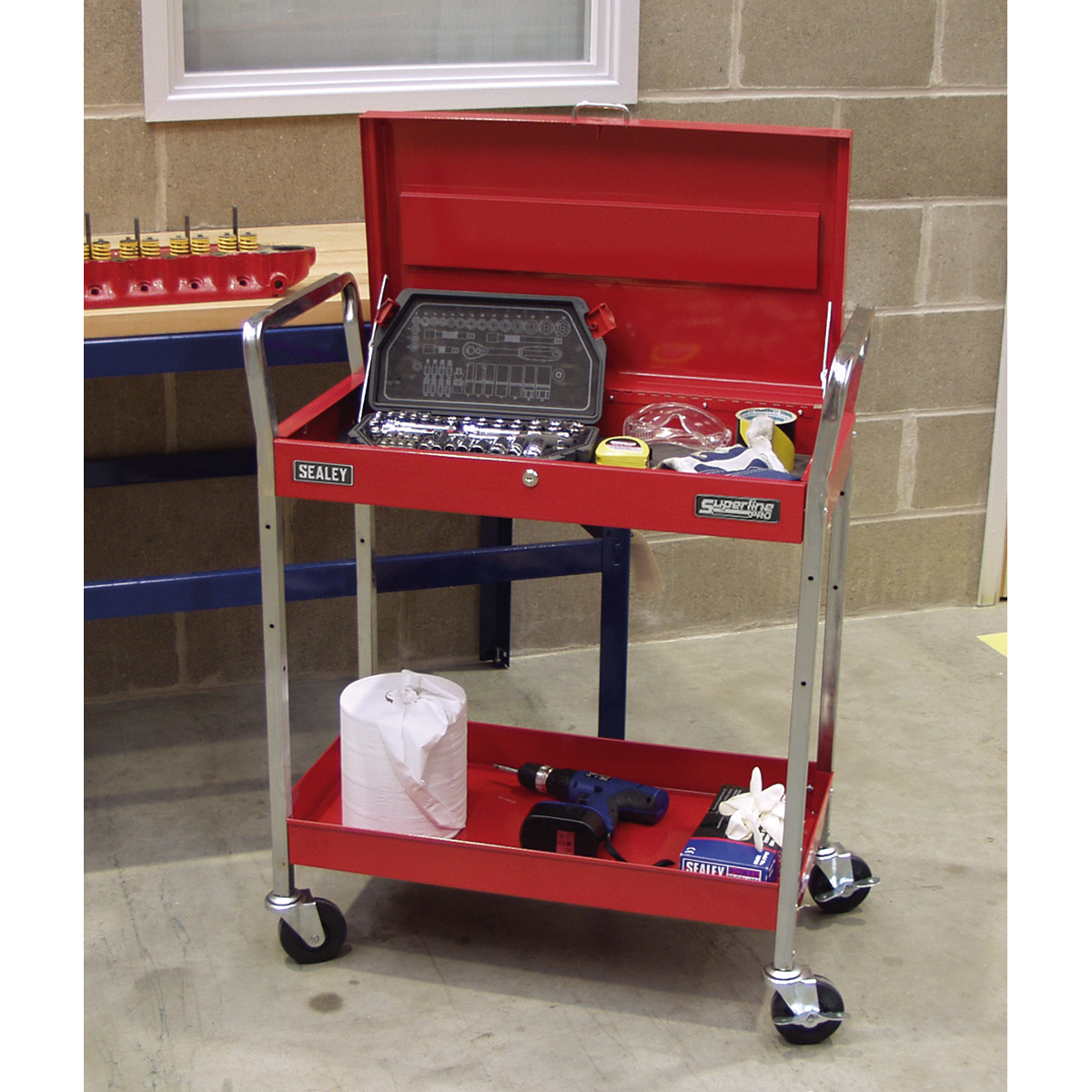 Superline PRO® Heavy-Duty Trolley with Lockable Top 2-Level