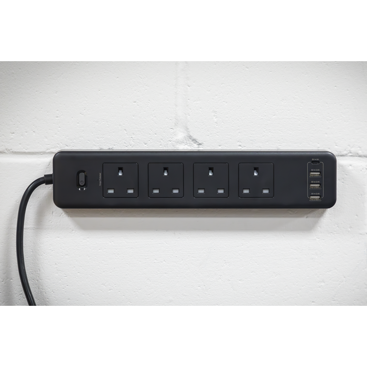 2.6m Extension Lead with USB Ports - Black