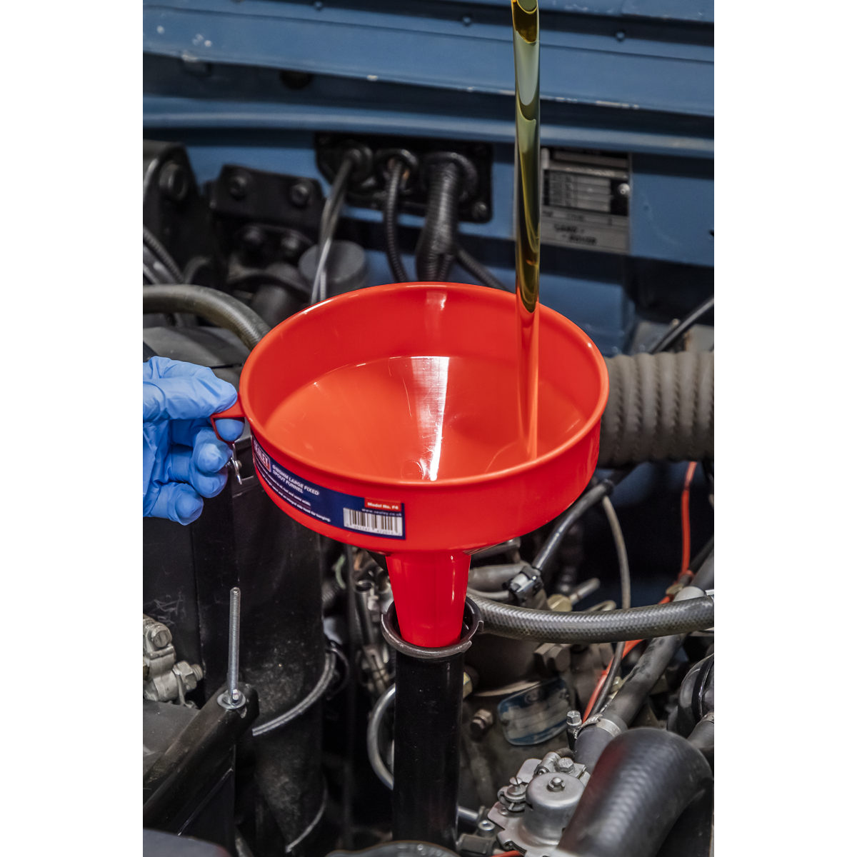 Fixed Spout Funnel 185mm - Medium