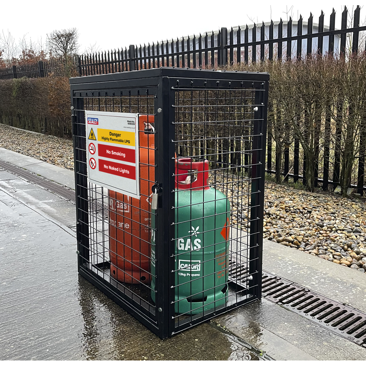 Gas Cylinder Safety Cage