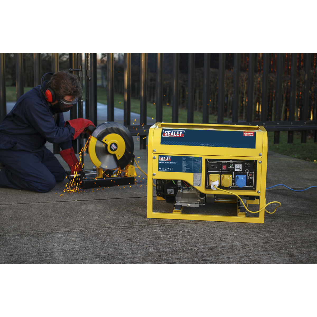 6000W Generator 13hp 4-Stroke Engine 110/230V