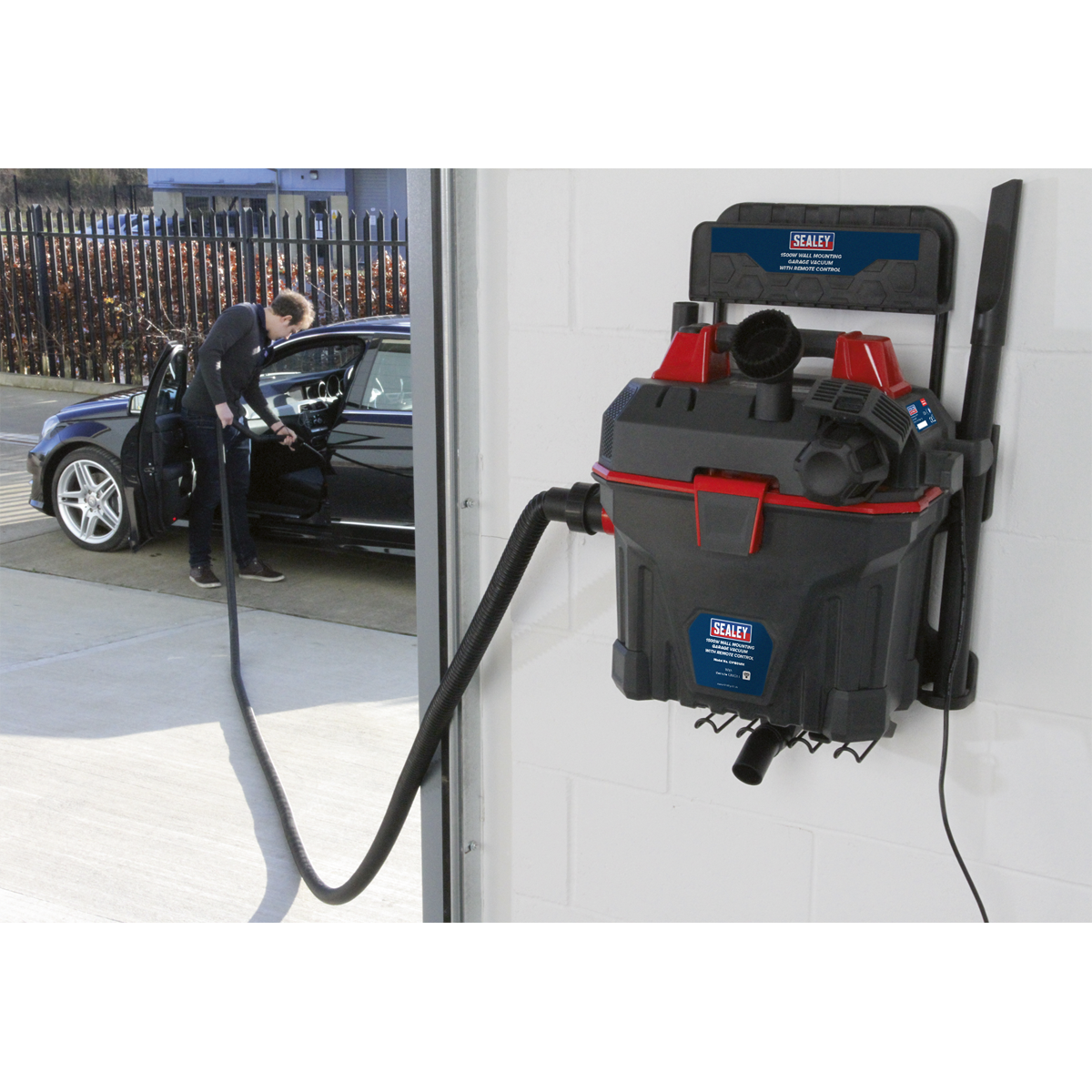 Wall Mounting Garage Vacuum with Remote Control 1500W