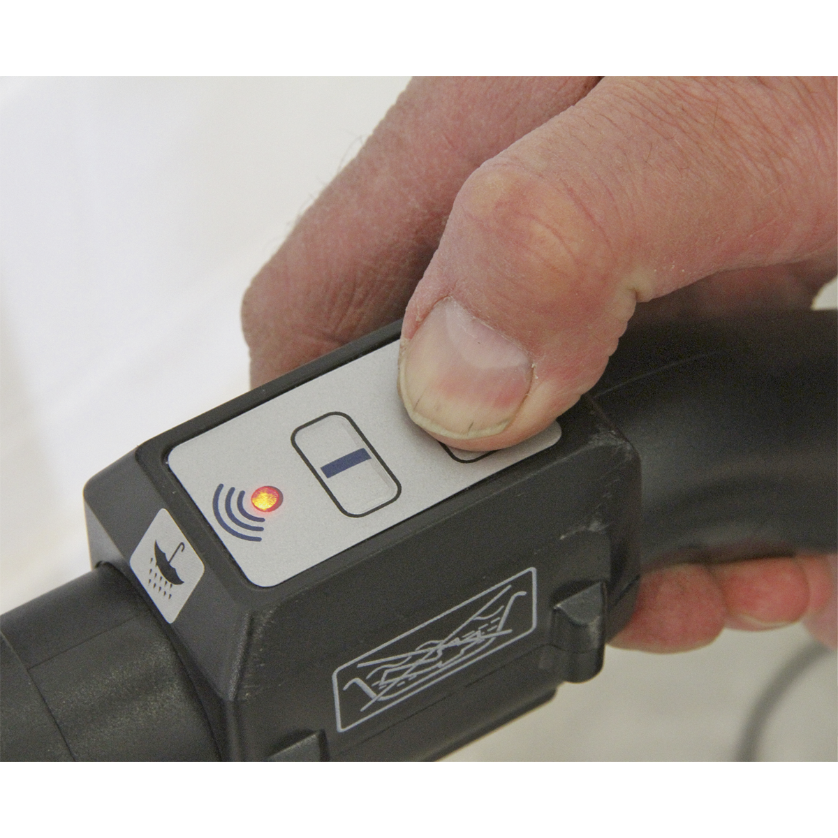 Wall Mounting Garage Vacuum with Remote Control 1500W