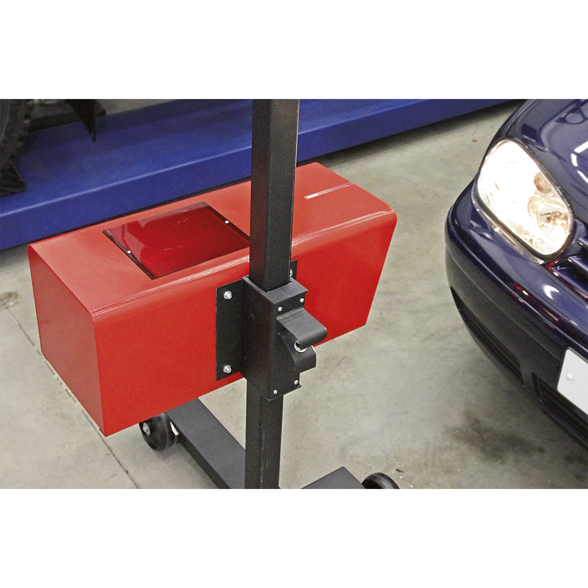 Compact Headlamp Beam Setter